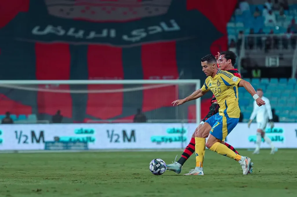 القنوات الناقلة لمباراة النصر ضد القادسية بالجولة 11 في الدوري السعودي