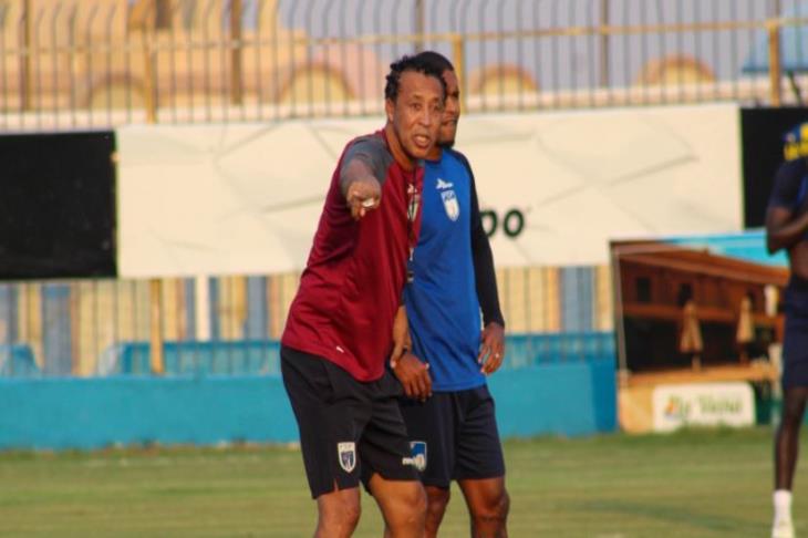 الزمالك ضد المصري