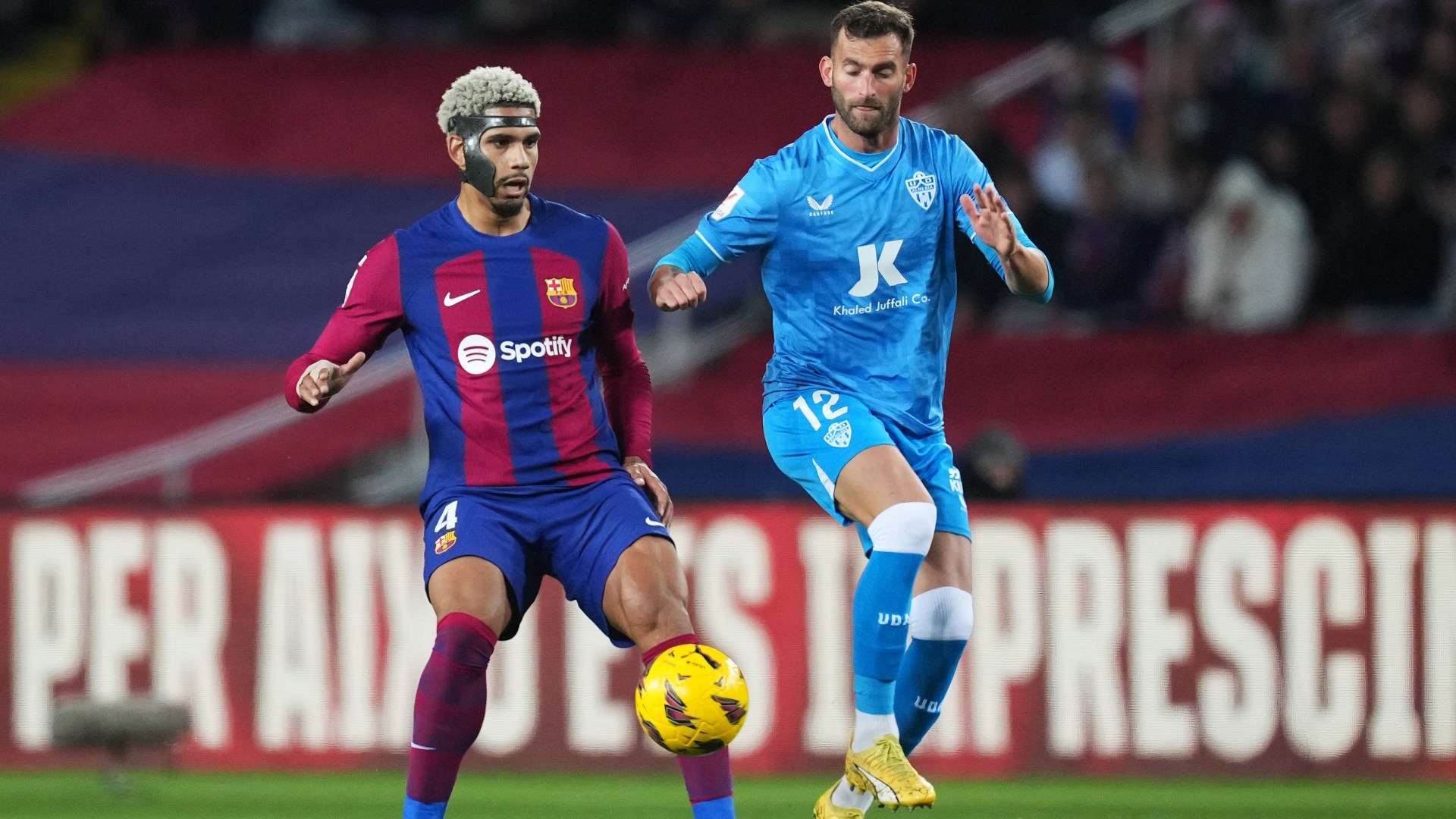 Ronald Araujo Barcelona Almeria La Liga 2023-24