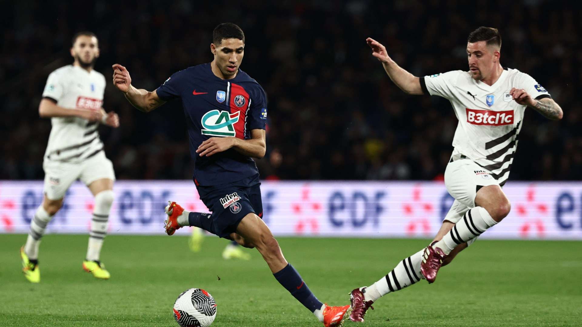 Achraf Hakimi PSG Rennes 2024