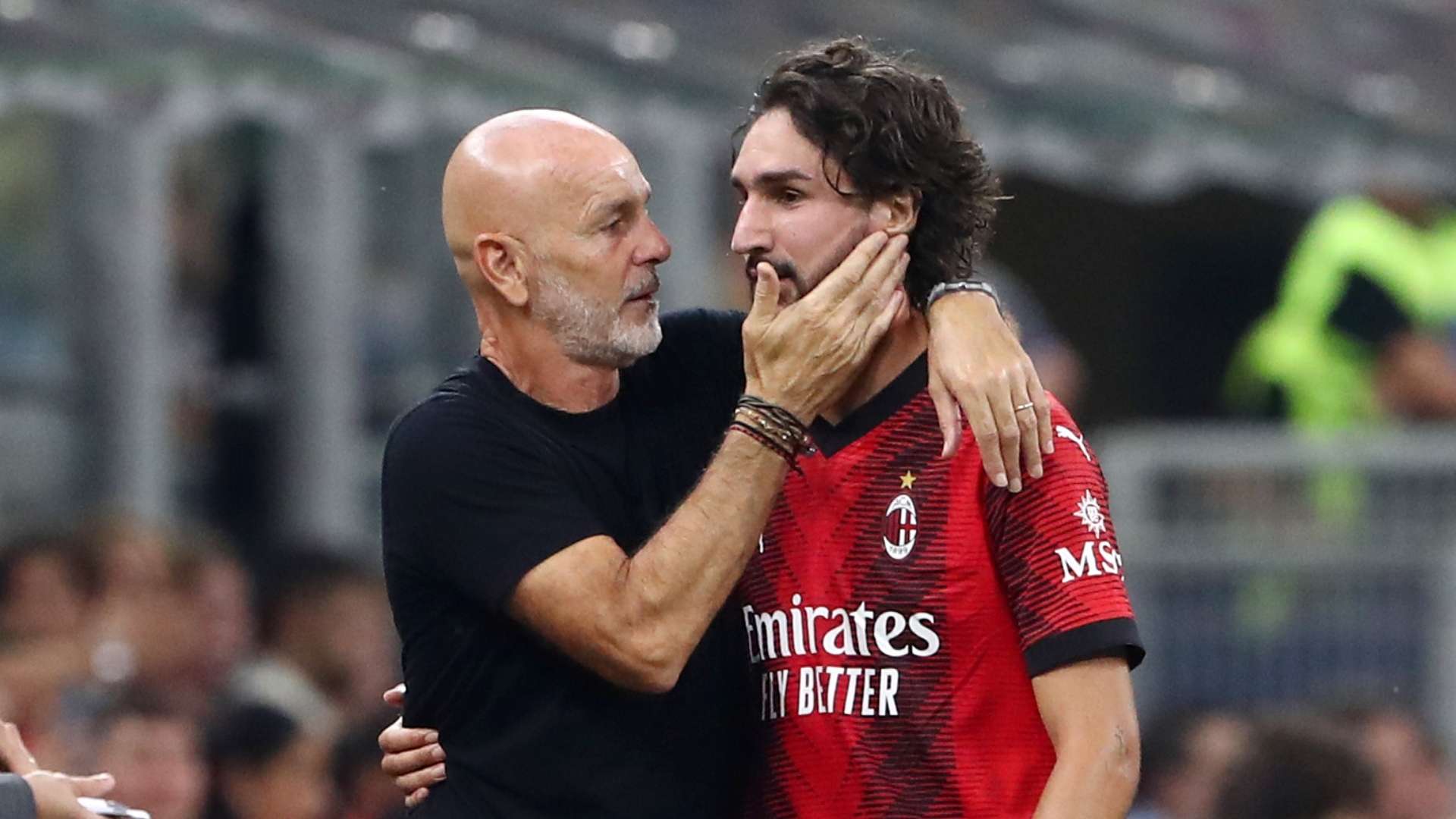 Stefano Pioli Yacine Adli Milan