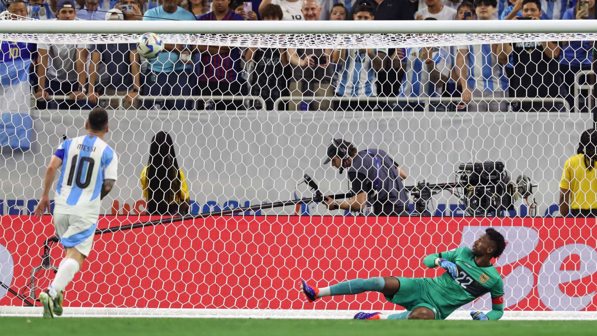 Lionel Messi penalty Argentina Ecuador 2024 Copa America