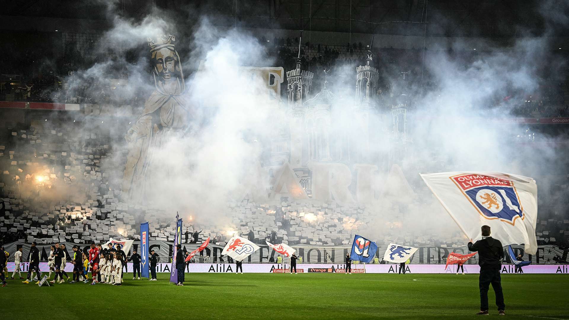 الزمالك ضد المصري