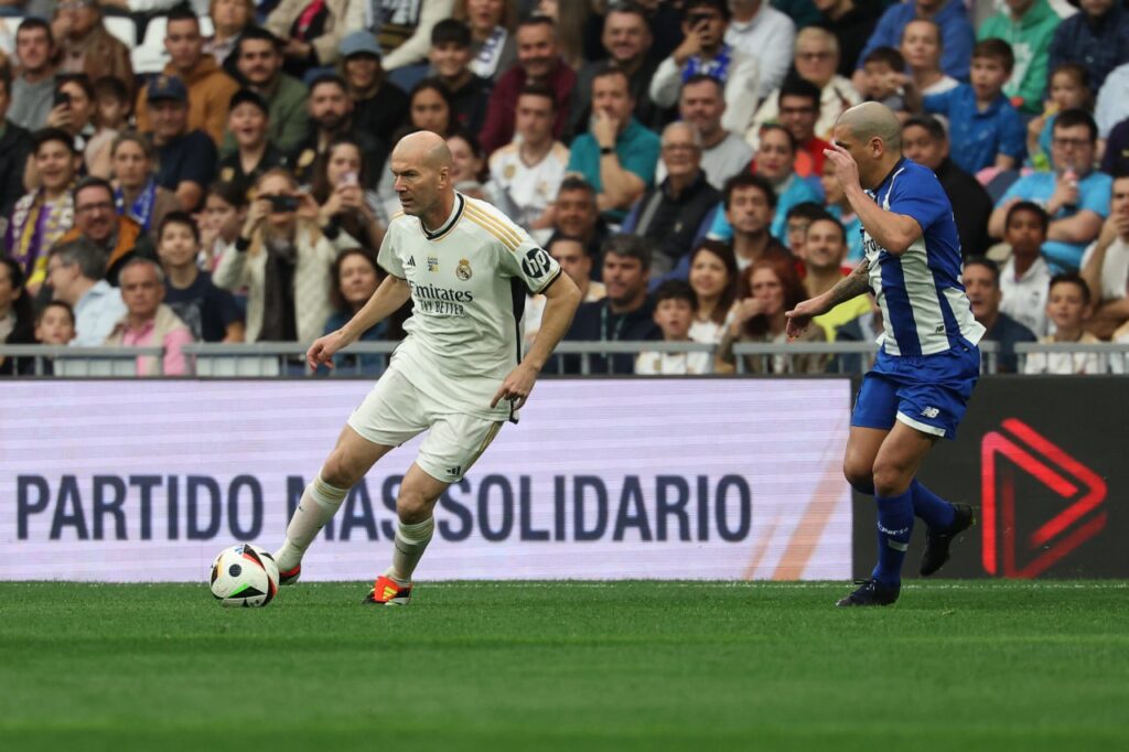 زين الدين زيدان - أساطير ريال مدريد ضد بورتو