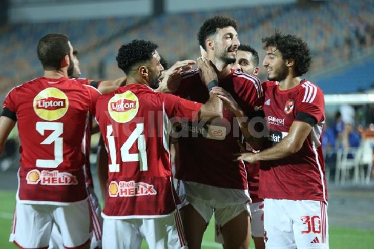 شاهد … الاتحاد يتفوق على الهلال في كل شيء هذا الموسم 