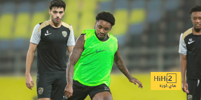 هل ينجح الهلال في التتويج بالدوري الذهبي؟ 