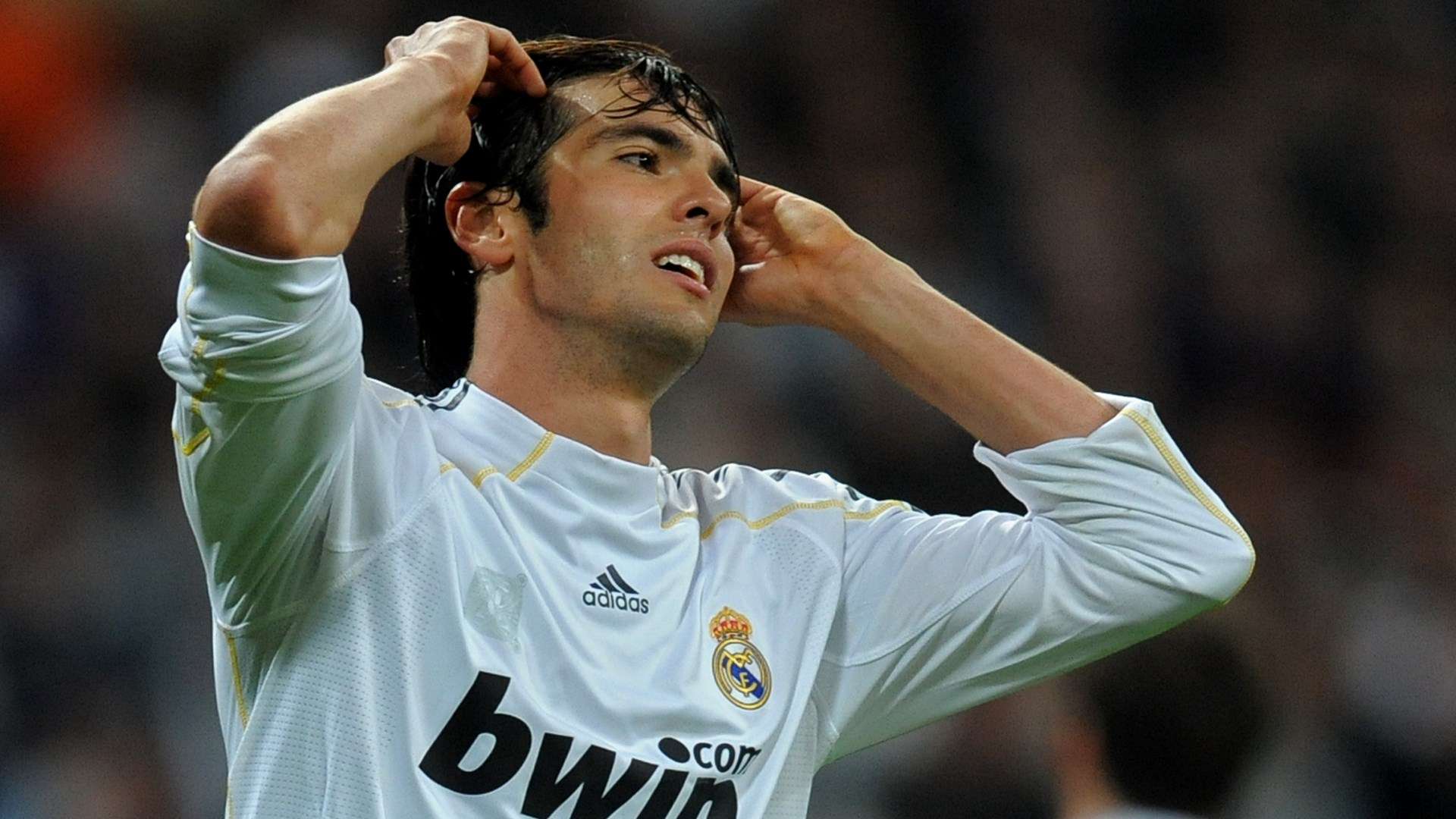 كلاسيكو من طرف واحد؟ وصول مبابي إلى ريال مدريد يهدد بنهاية برشلونة! | 