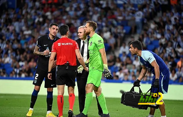 وسط سخرية أسطورة الاتحاد .. محمد الدعيع: الهلال لا يخشى ريال مدريد أو برشلونة! | 