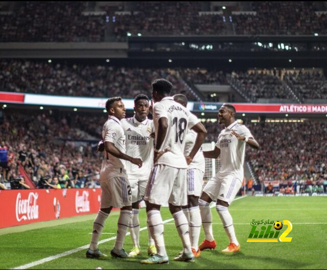 فيديو | "روح مارادونا" تحضر في كأس إفريقيا وتثير جنون الكاميرون! | 