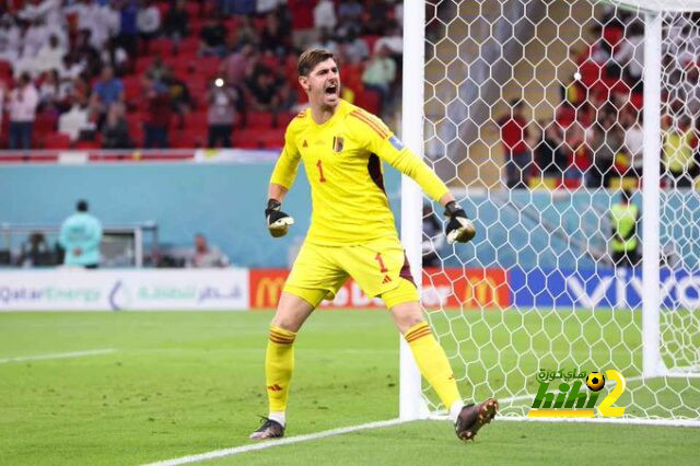 الإتحاد يتفاوض مع بطل العالم 