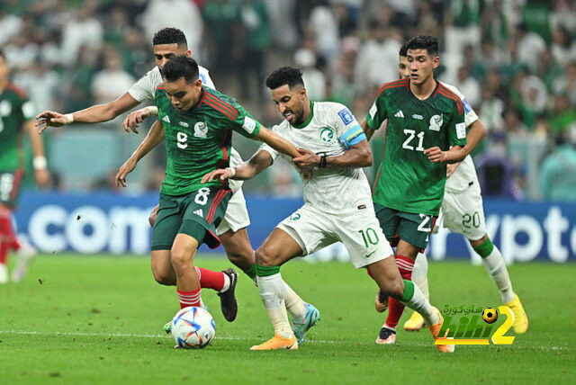 اتهامات لمحرز بادعاء الاصابة لتفادي اللعب في ادغال افريقيا 