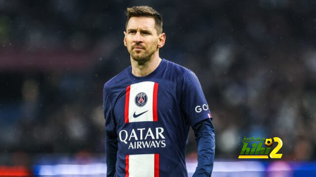 كوبارسي يرد على منتقدي برشلونة 