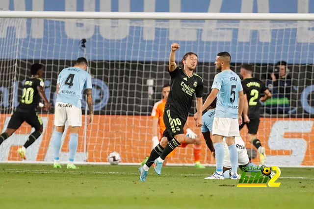 هجوم الاتحاد أمام الهلال في الدوري السعودي 