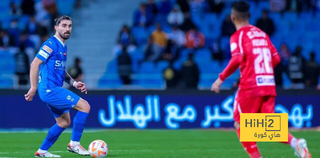 لاعب توتنهام ينتقد الادارة ..! 