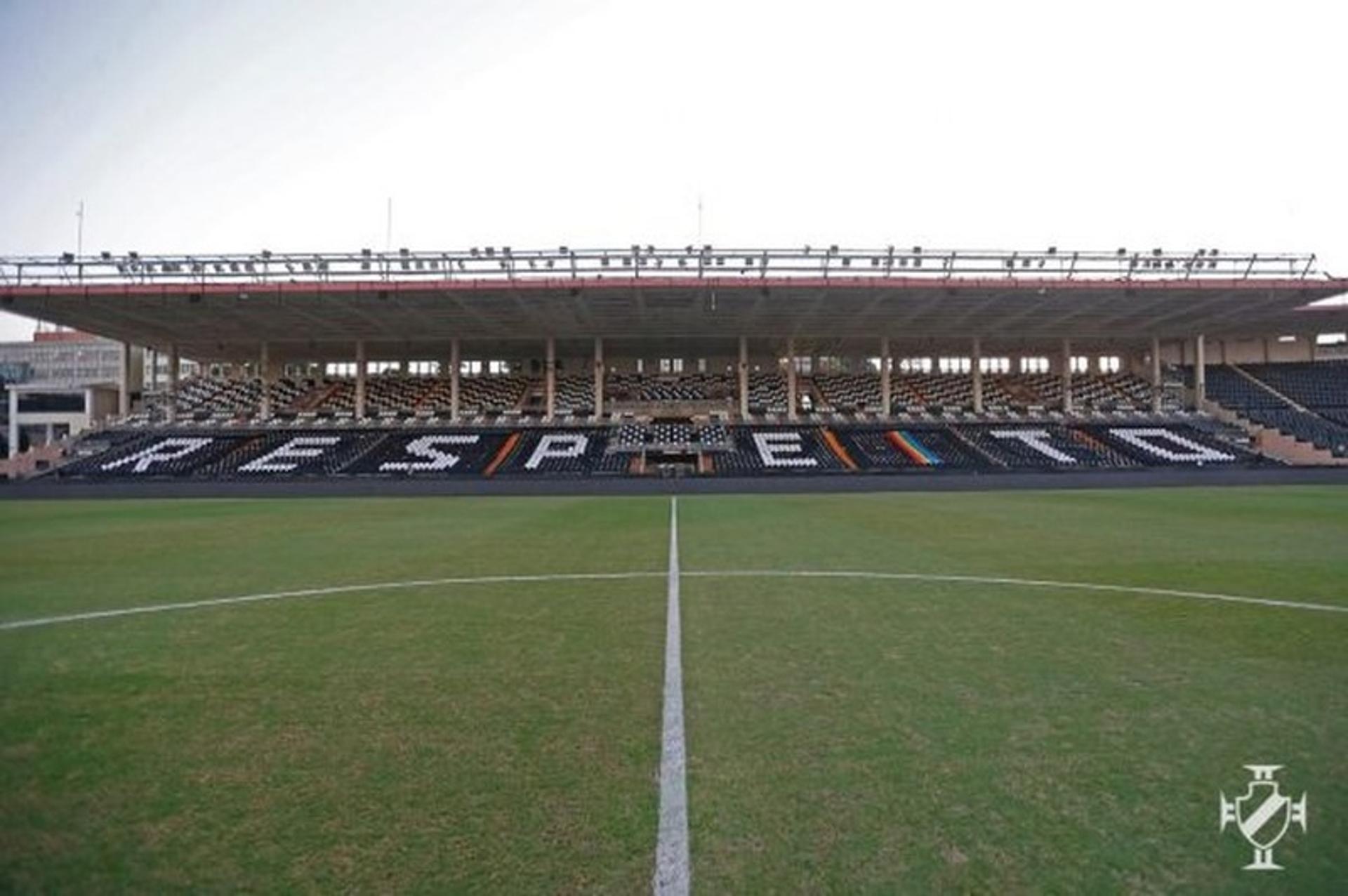 فيديو| ميتروفيتش يغادر ديربي الشباب والهلال مصابا 