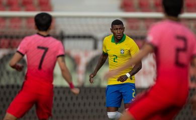 "نحتاج فار فوق الفار" .. كاسترو يخرج عن شعوره ويشكك في فوز الهلال على النصر | 