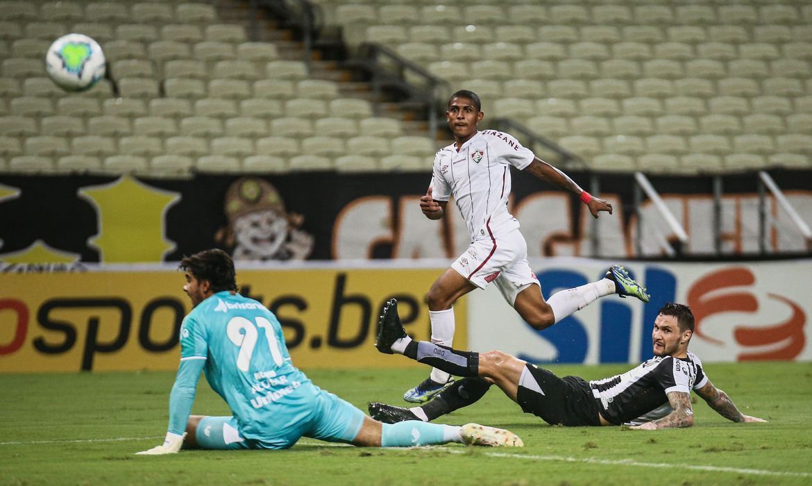 هل اعترف الحكم بوجود طرد على رودريجو؟ الاتحاد الاسباني يرد! | 