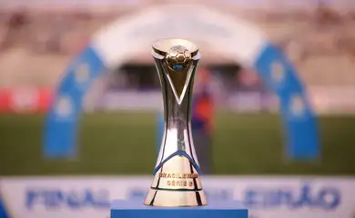 بيلينجهام .. لاعب وسط بدرجة هداف 