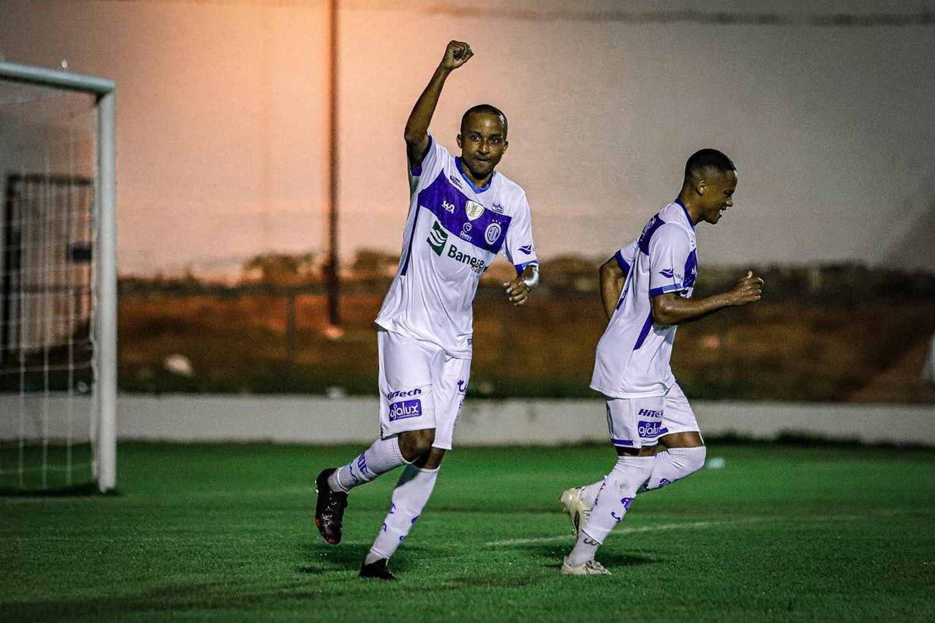 ارتفاع حظوظ مشاركة مالكوم مع الهلال فى السوبر السعودي 