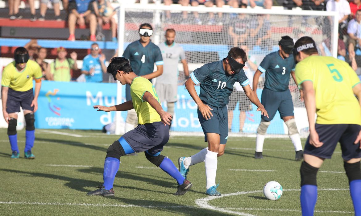 ماذا قال ستيفانو بيولي بعد فوز النصر على الوحدة؟ 