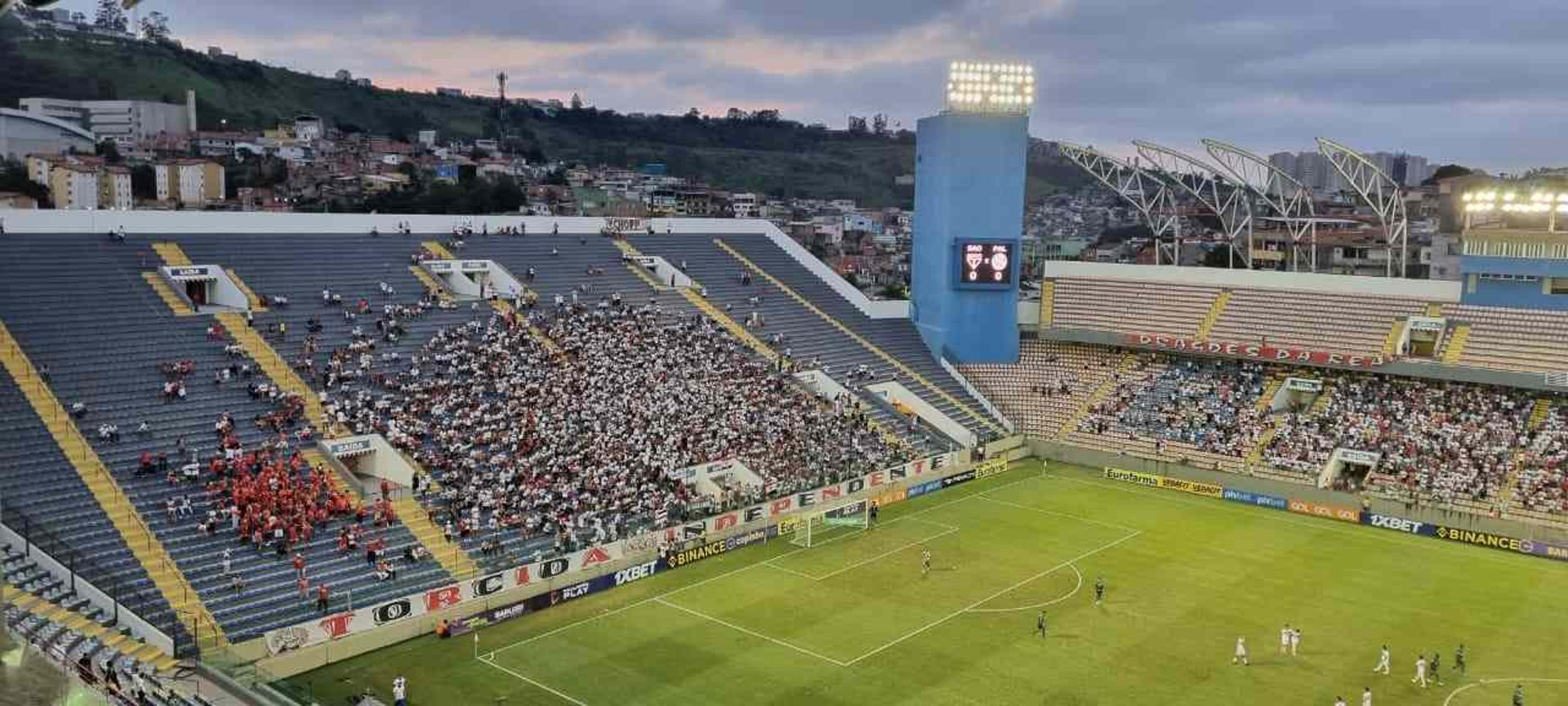 رقم قميص إندريك مع ريال مدريد 