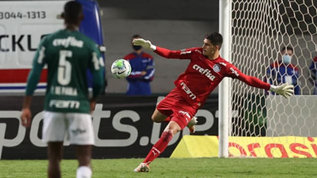 7 نجوم من الهلال سيغيبوا عن الديربي ضد النصر 