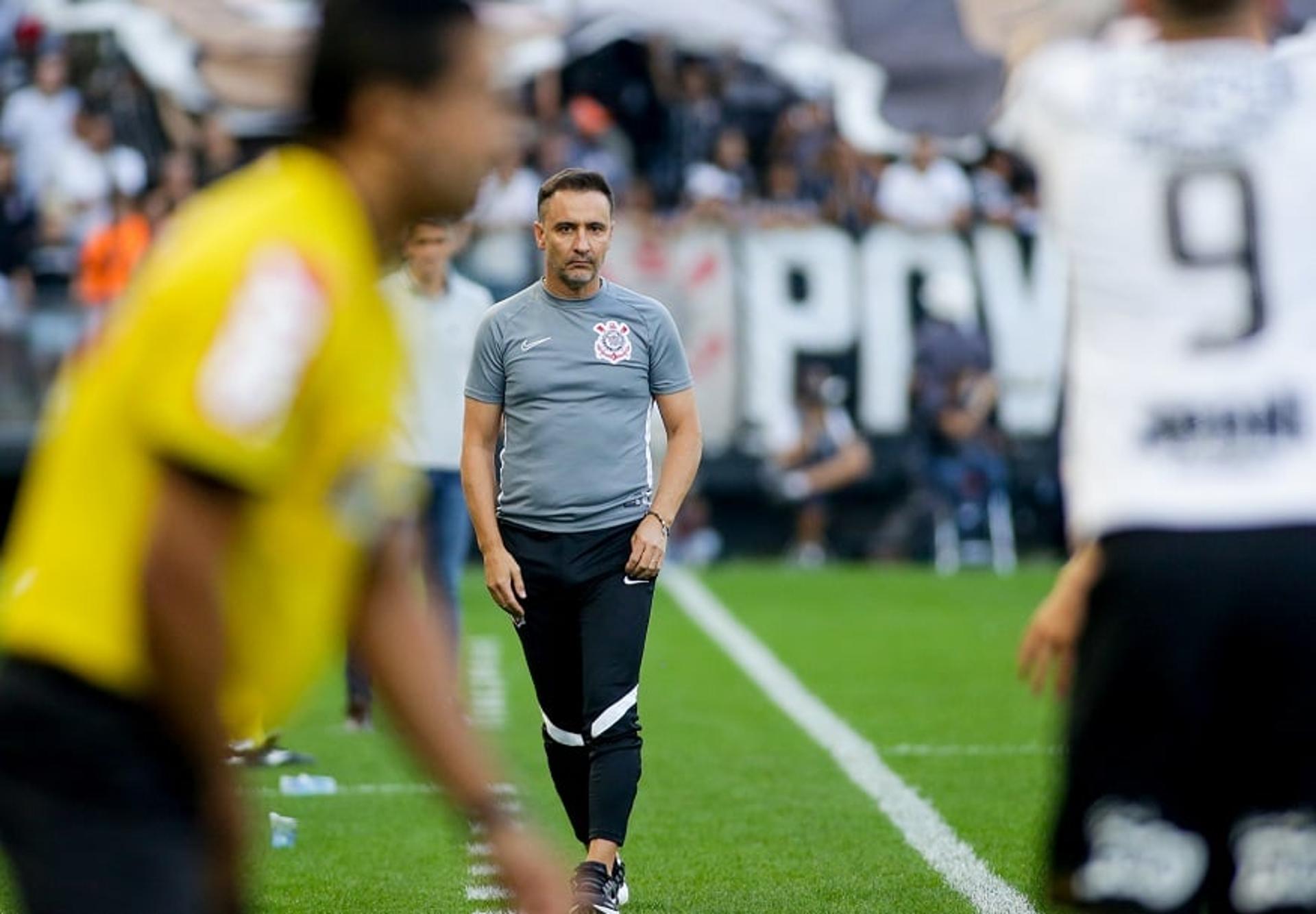 ماذا قدم الهلال آسيويا قبل مواجهة العين؟ 