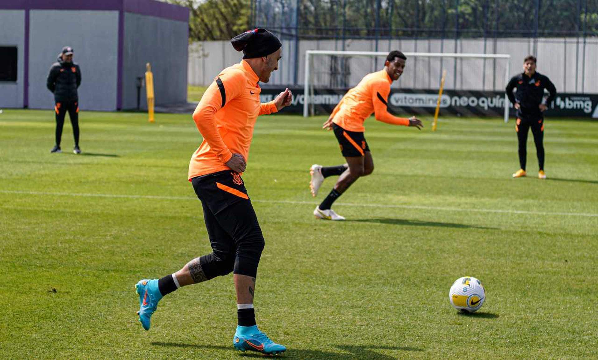 أخبار دوري روشن اليوم | رئيس التعاون ينهي مسيرته على الهواء .. وظلم متعمد للشباب بسبب الهلال والنصر! | 