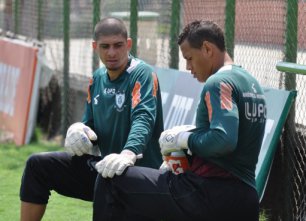 رودريجو يغادر مكاتب الريال بعد تمديد عقده 